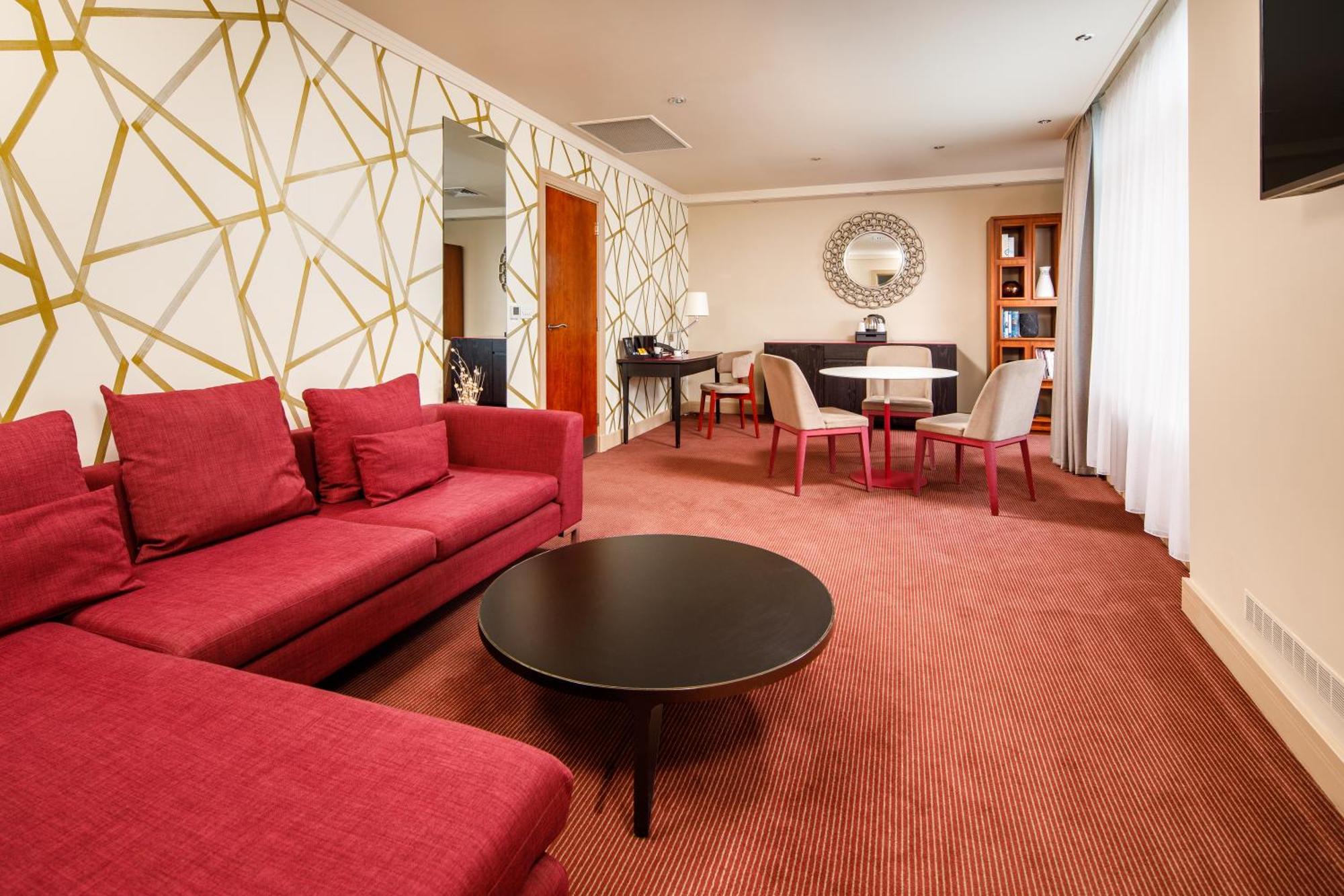 Holland House By Sunday 4* Cardiff